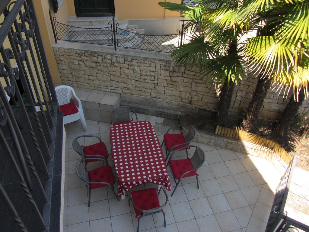 אופטיה Holiday House Sara חדר תמונה
